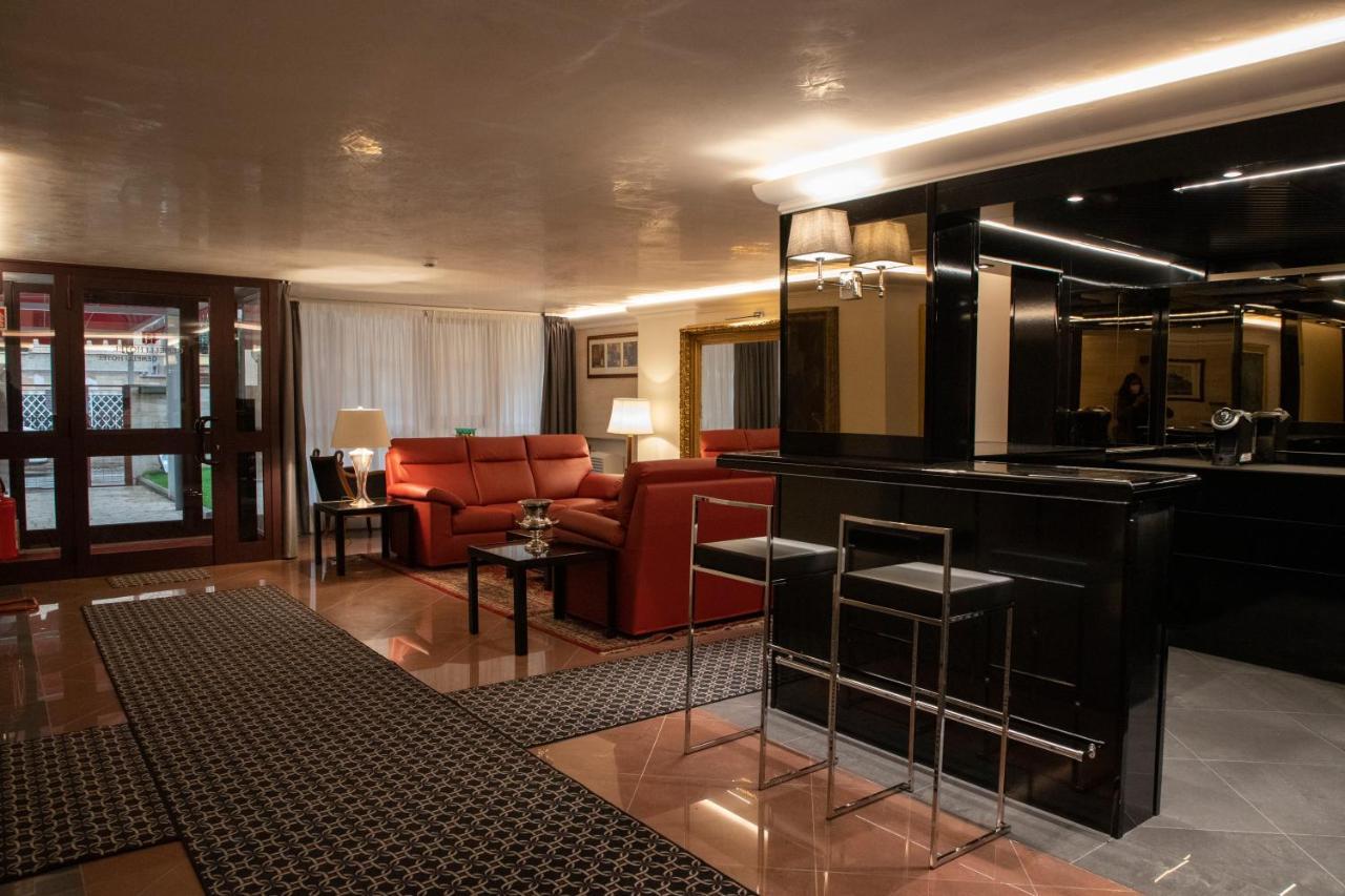 Gemelli Hotel Rome Buitenkant foto