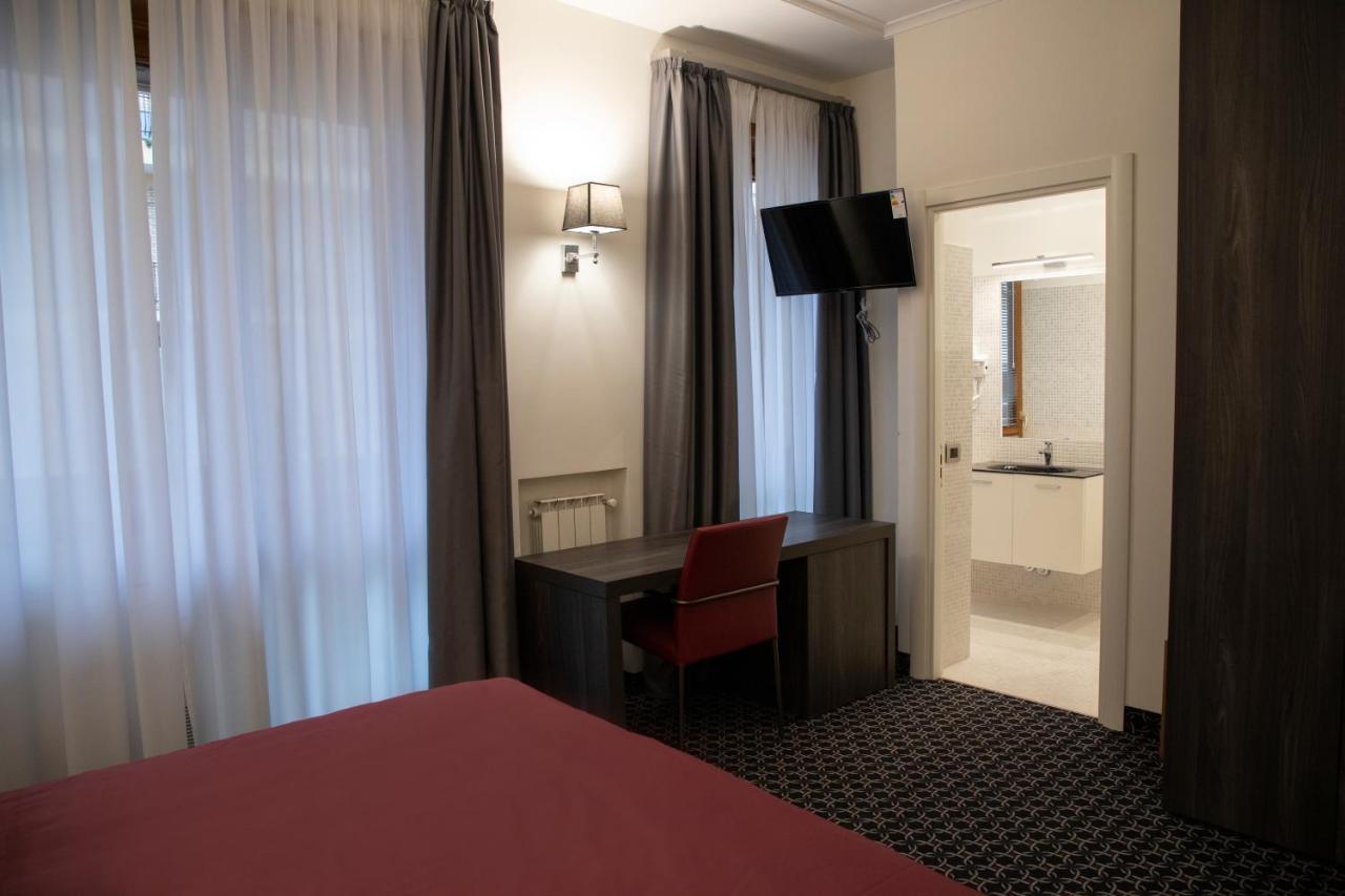 Gemelli Hotel Rome Buitenkant foto