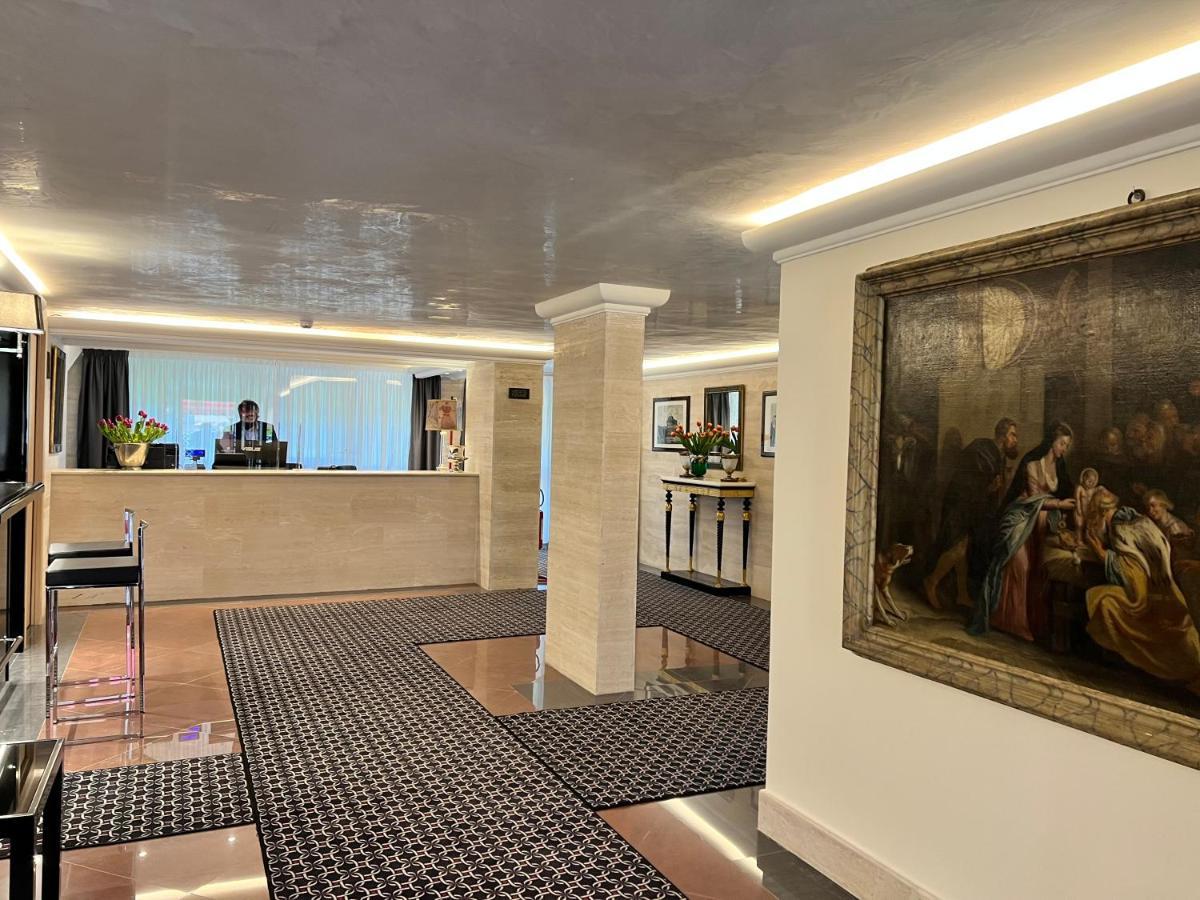 Gemelli Hotel Rome Buitenkant foto
