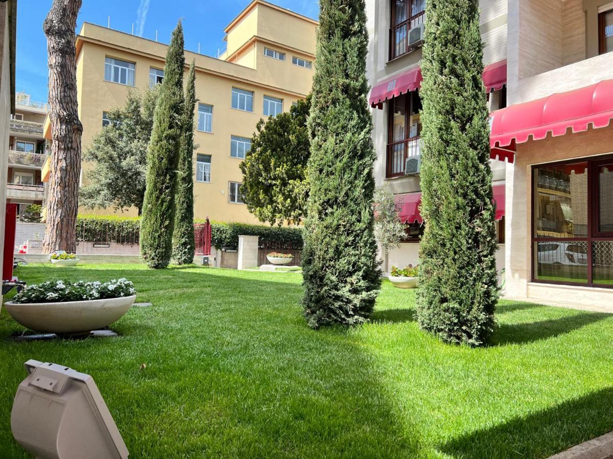 Gemelli Hotel Rome Buitenkant foto
